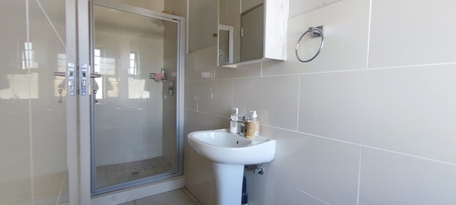 3 Bedroom Property for Sale in Amberfield Gauteng