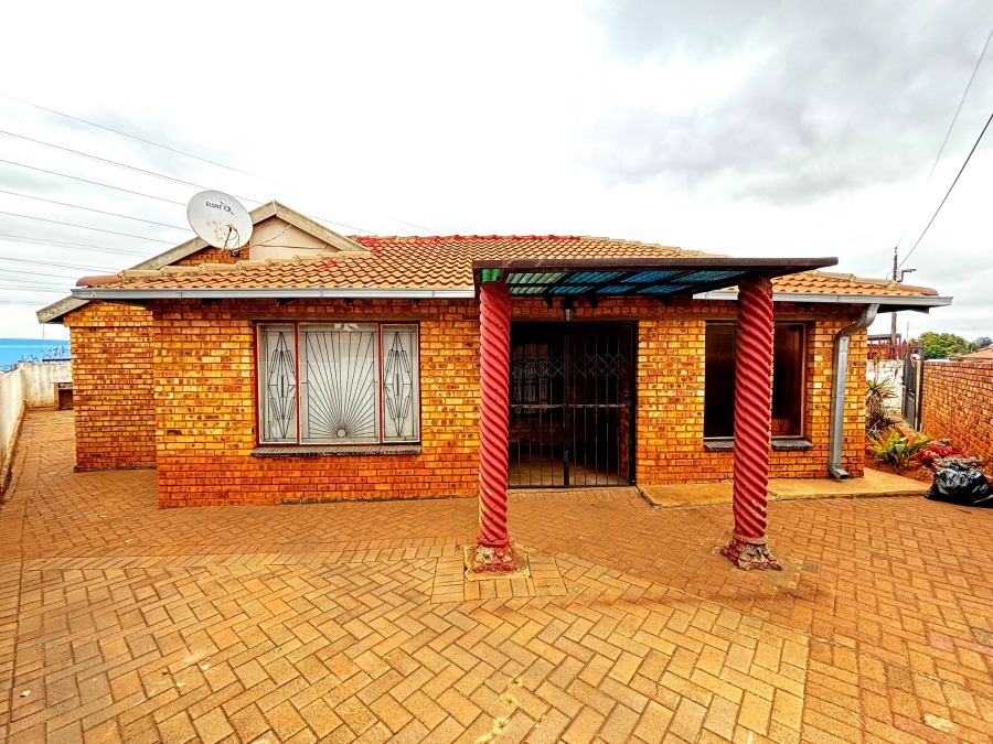 3 Bedroom Property for Sale in Hospital View Gauteng