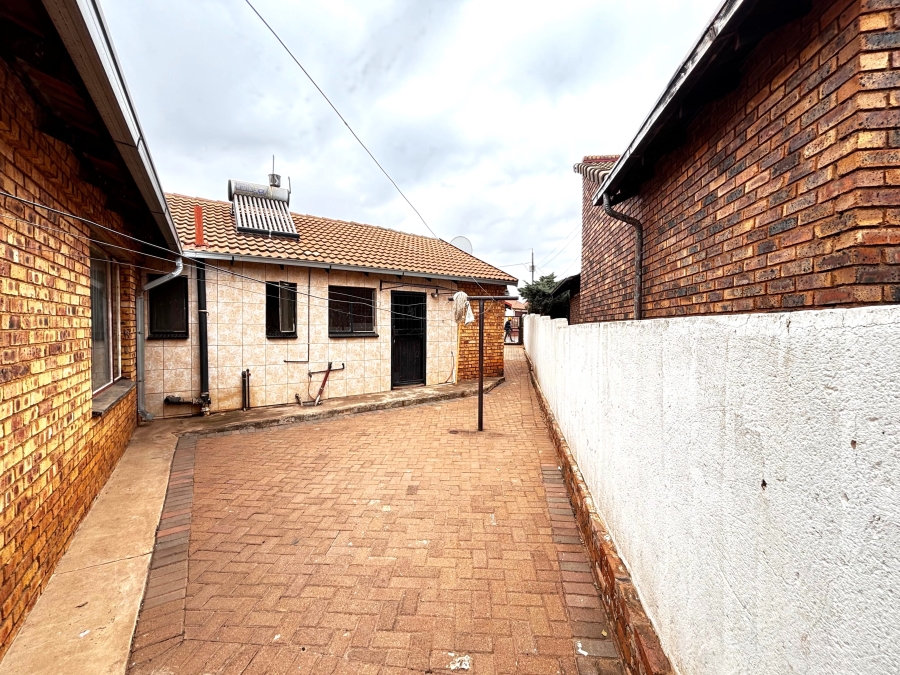 3 Bedroom Property for Sale in Hospital View Gauteng