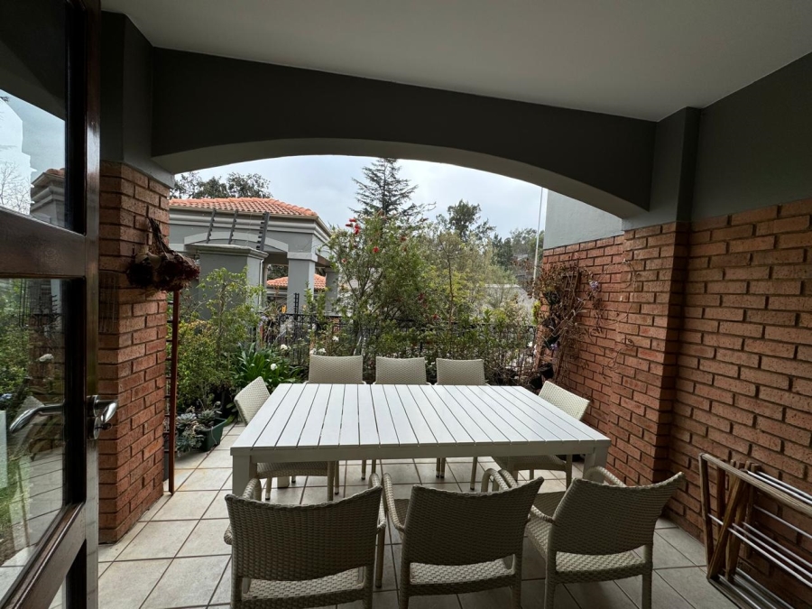 To Let 2 Bedroom Property for Rent in Craighall Gauteng