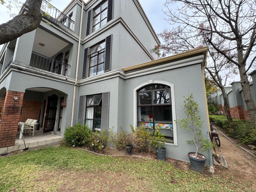 To Let 2 Bedroom Property for Rent in Craighall Gauteng