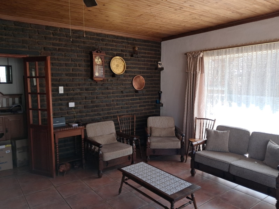 4 Bedroom Property for Sale in Golf Park Gauteng