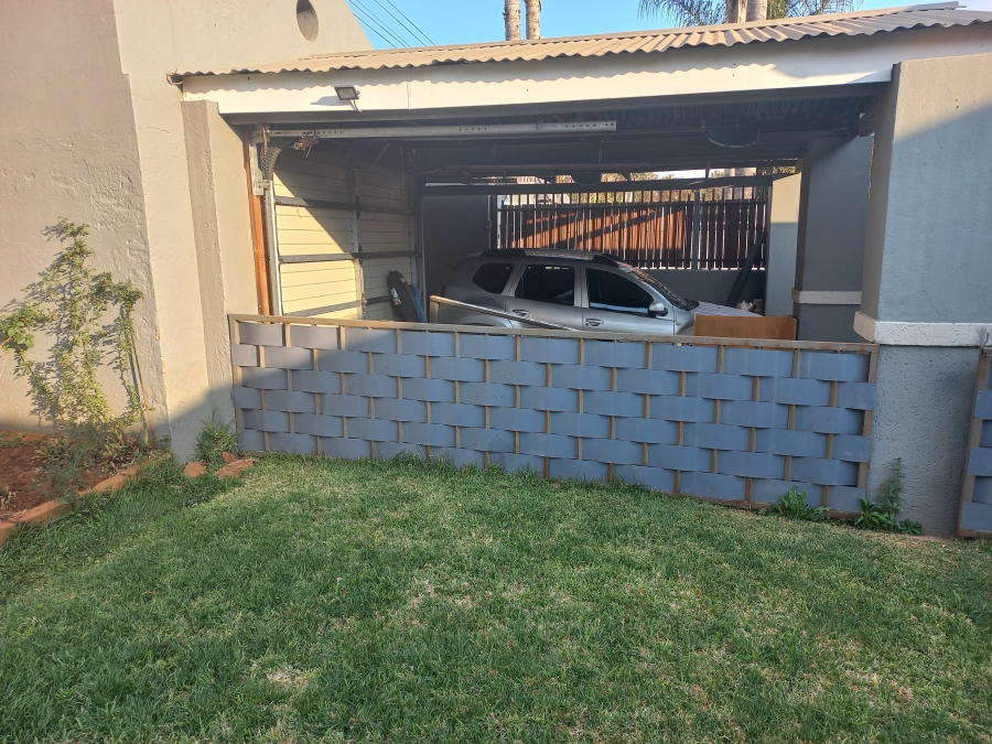 3 Bedroom Property for Sale in Wonderboom South Gauteng