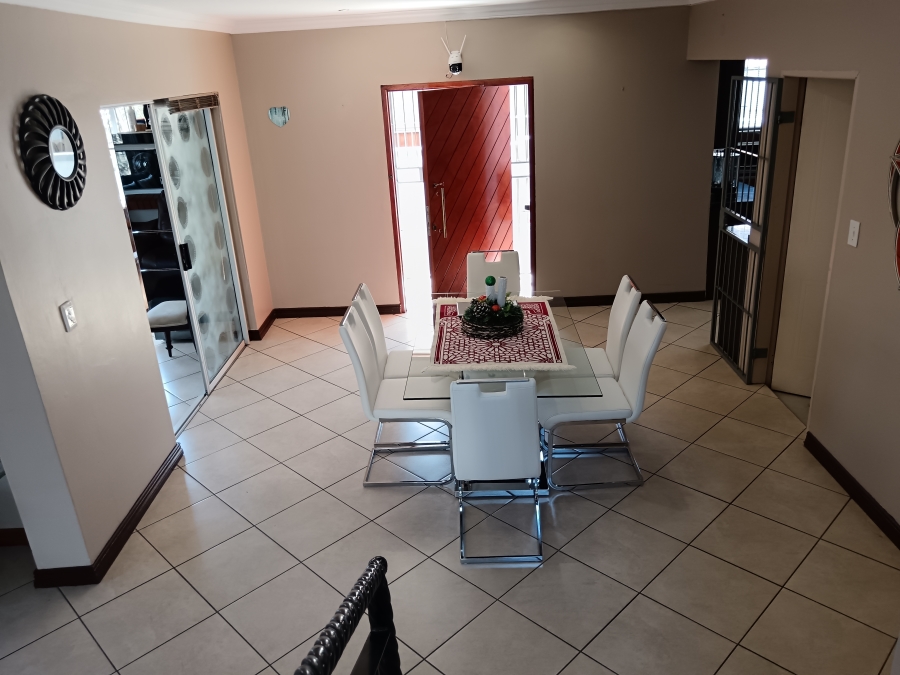 To Let 4 Bedroom Property for Rent in Kameeldrift East Gauteng