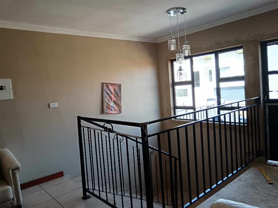 To Let 4 Bedroom Property for Rent in Kameeldrift East Gauteng