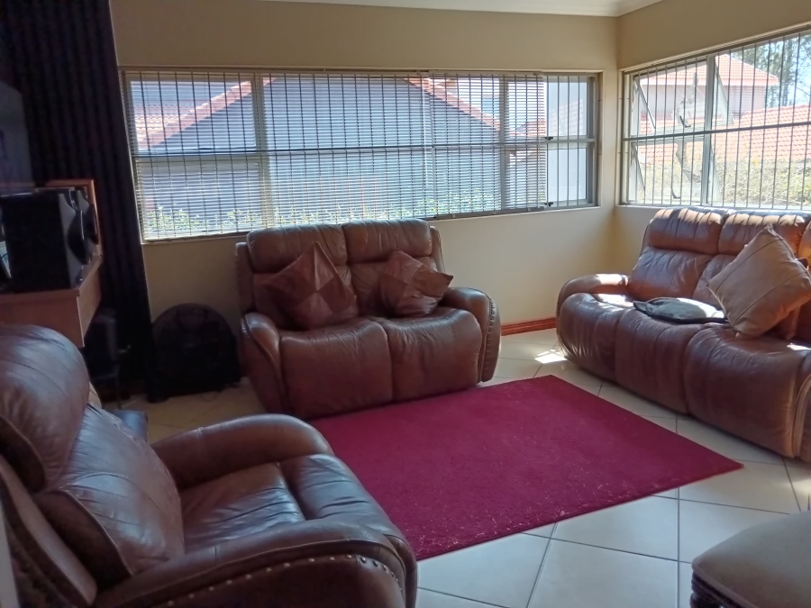 To Let 4 Bedroom Property for Rent in Kameeldrift East Gauteng