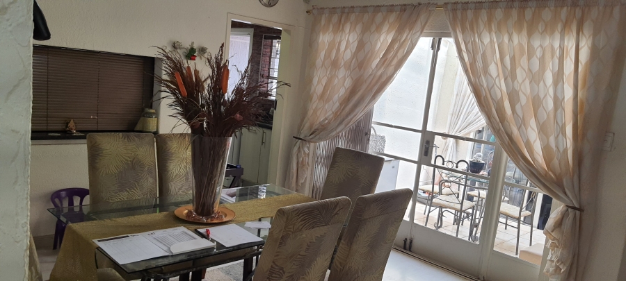 4 Bedroom Property for Sale in Illiondale Gauteng