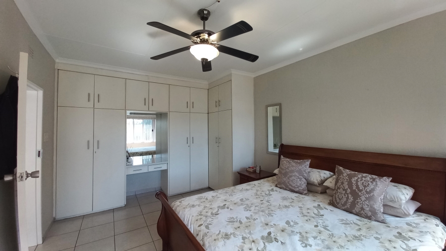 2 Bedroom Property for Sale in Parkrand Gauteng