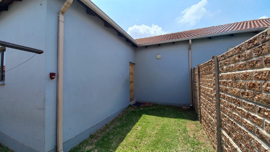 3 Bedroom Property for Sale in Parkrand Gauteng