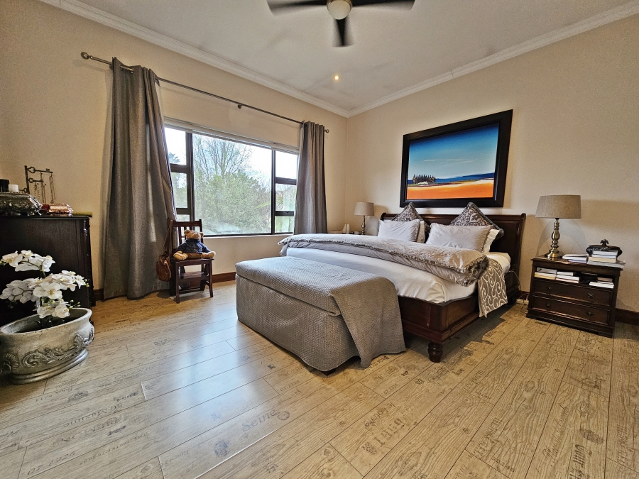 4 Bedroom Property for Sale in Midfield Estate Gauteng