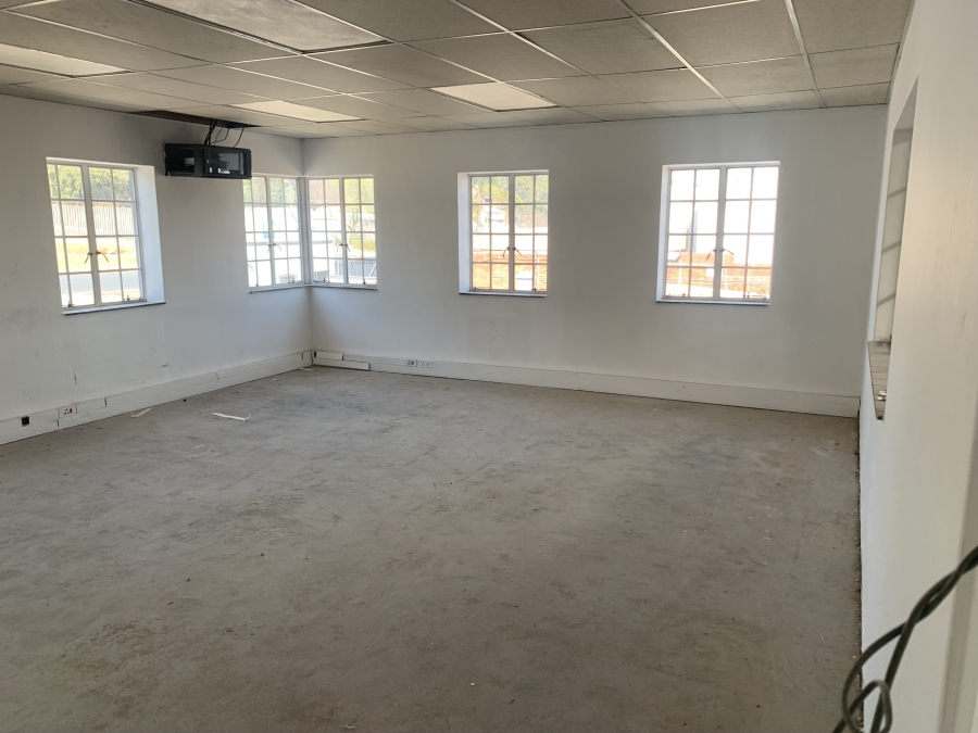 To Let commercial Property for Rent in Halfway House Gauteng