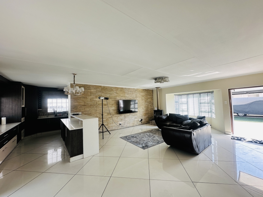 4 Bedroom Property for Sale in Union Gauteng