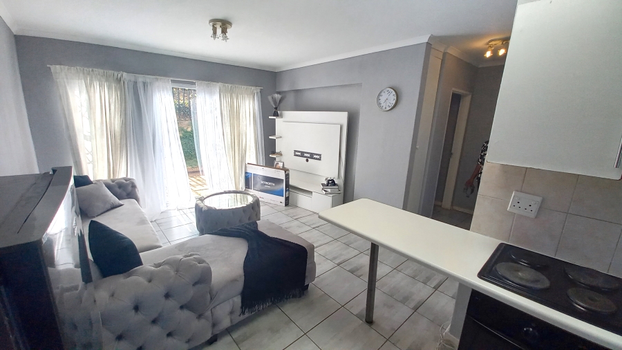 2 Bedroom Property for Sale in Northcliff Gauteng