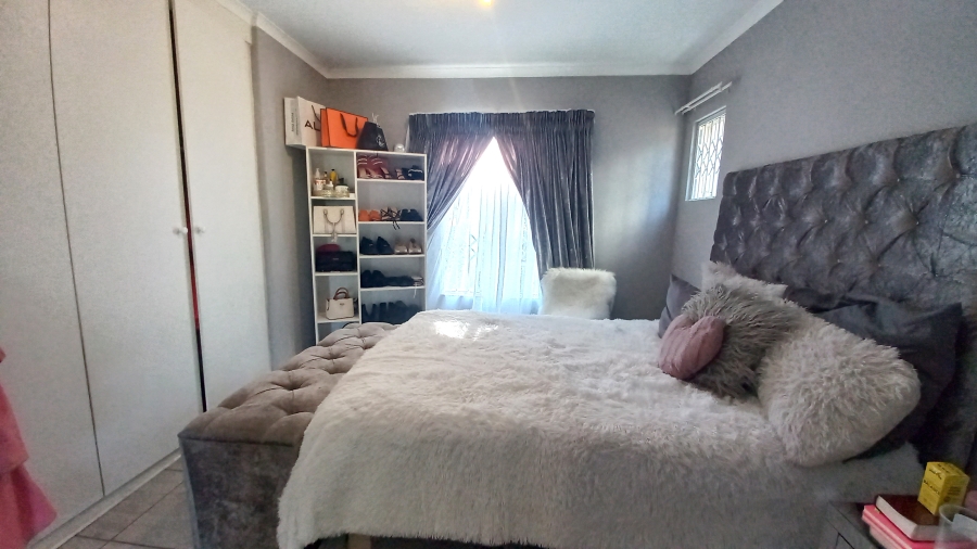 2 Bedroom Property for Sale in Northcliff Gauteng