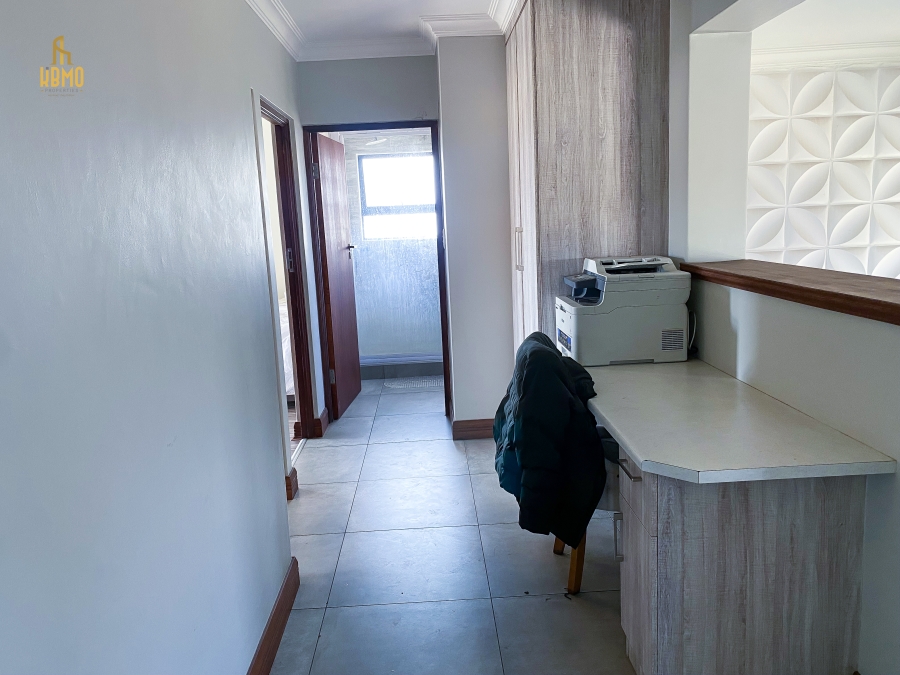 3 Bedroom Property for Sale in Midstream Estate Gauteng