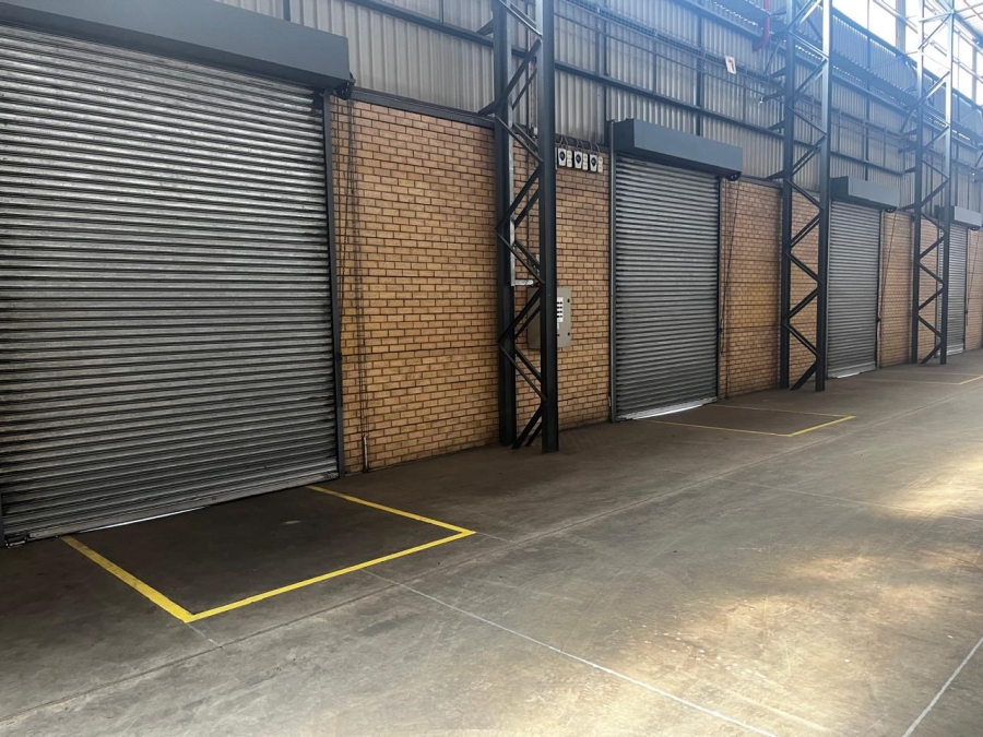 To Let commercial Property for Rent in Gosforth Park Gauteng