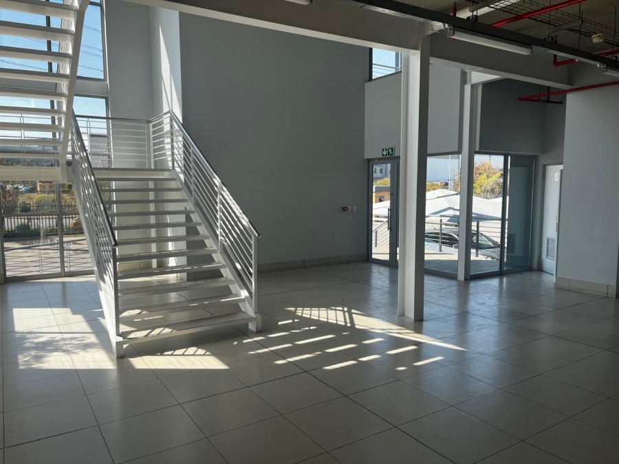 To Let commercial Property for Rent in Gosforth Park Gauteng