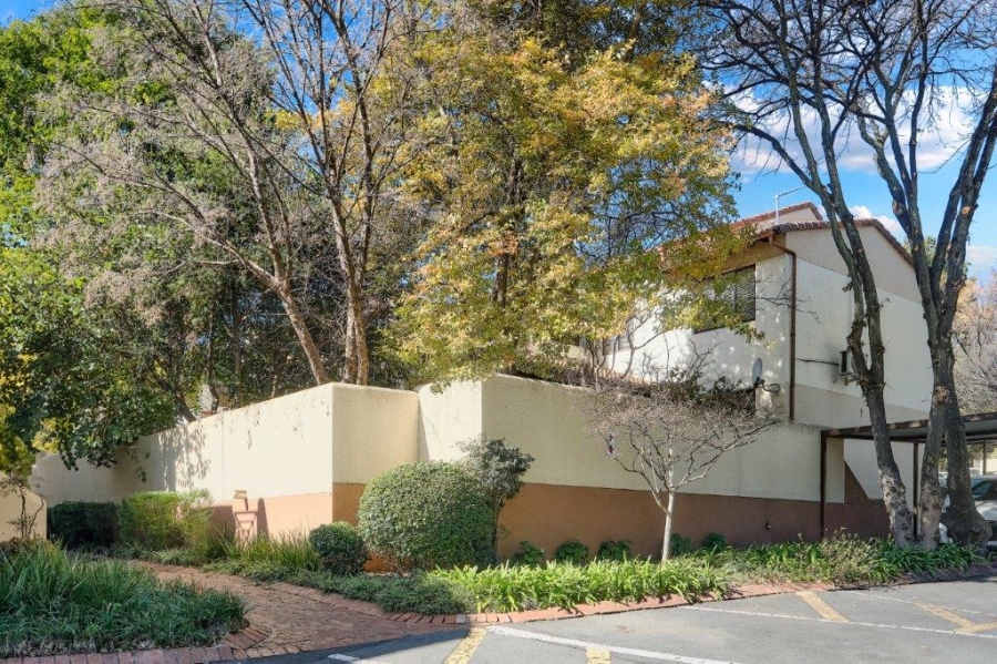 2 Bedroom Property for Sale in Bryanston Gauteng