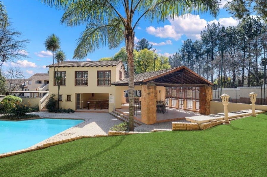 2 Bedroom Property for Sale in Bryanston Gauteng