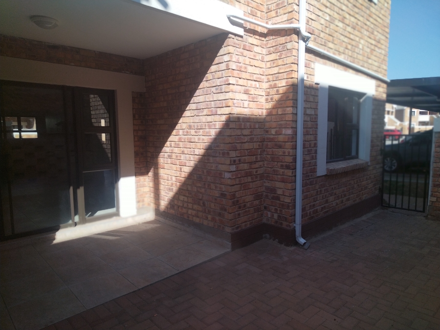 2 Bedroom Property for Sale in Beyers Park Gauteng