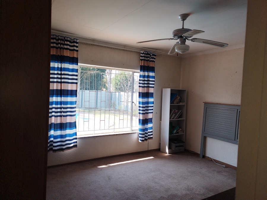 To Let 2 Bedroom Property for Rent in Sunair Park Gauteng