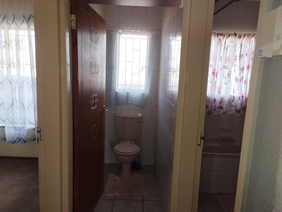 To Let 2 Bedroom Property for Rent in Sunair Park Gauteng