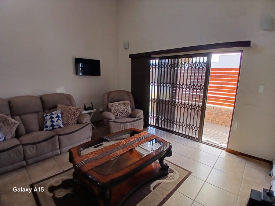 3 Bedroom Property for Sale in Kookrus Gauteng