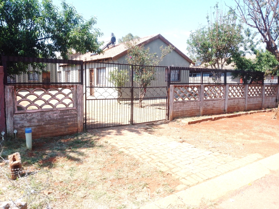 5 Bedroom Property for Sale in Villa Liza Gauteng