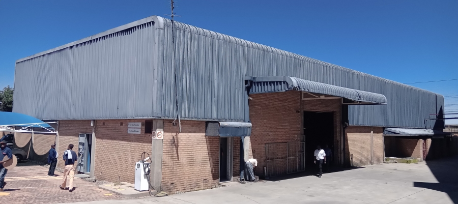 To Let commercial Property for Rent in Benrose Gauteng