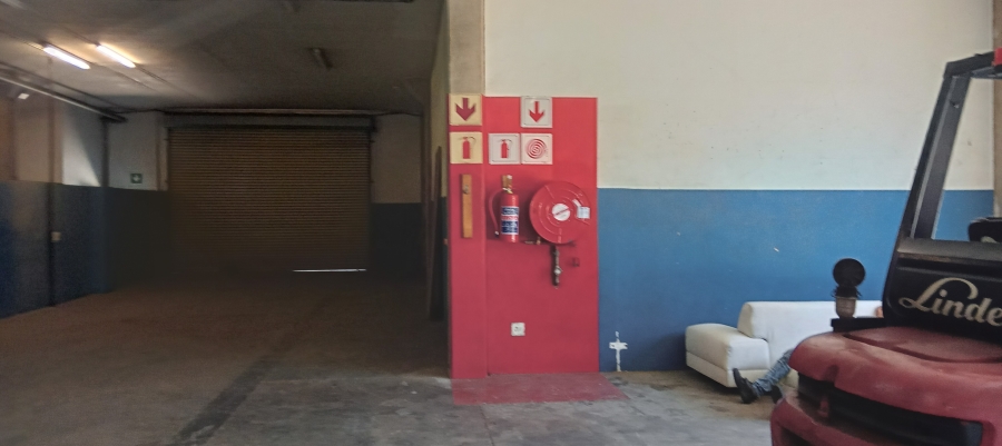 To Let commercial Property for Rent in Benrose Gauteng