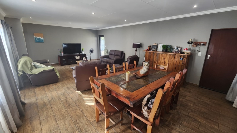 4 Bedroom Property for Sale in Doornpoort Gauteng