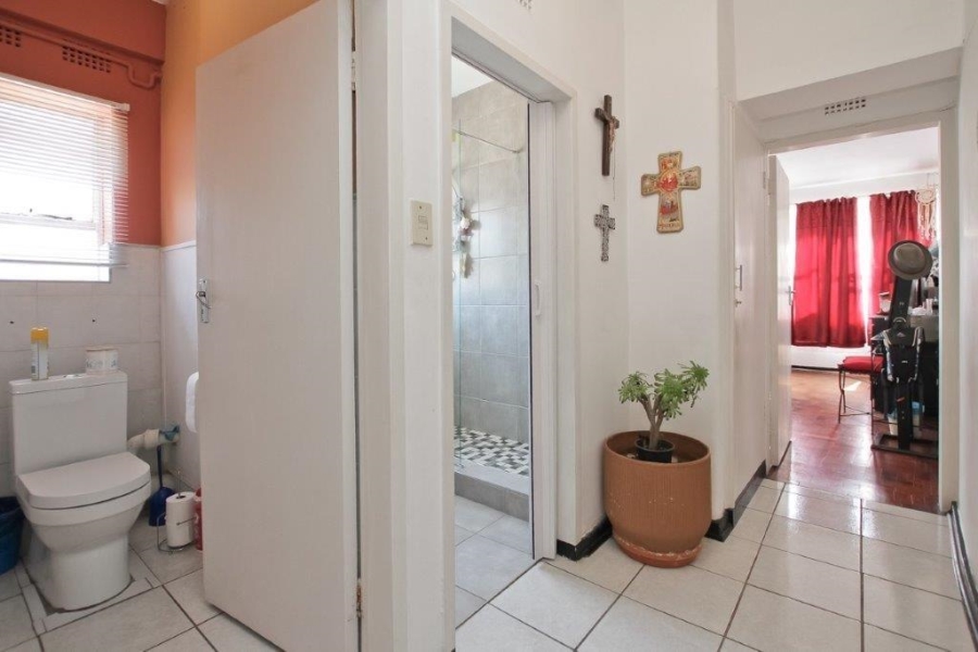 1 Bedroom Property for Sale in Cyrildene Gauteng