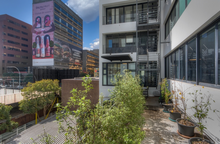 To Let 2 Bedroom Property for Rent in Braamfontein Gauteng