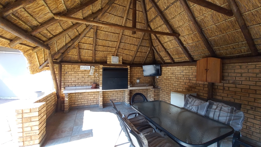 5 Bedroom Property for Sale in Parkrand Gauteng