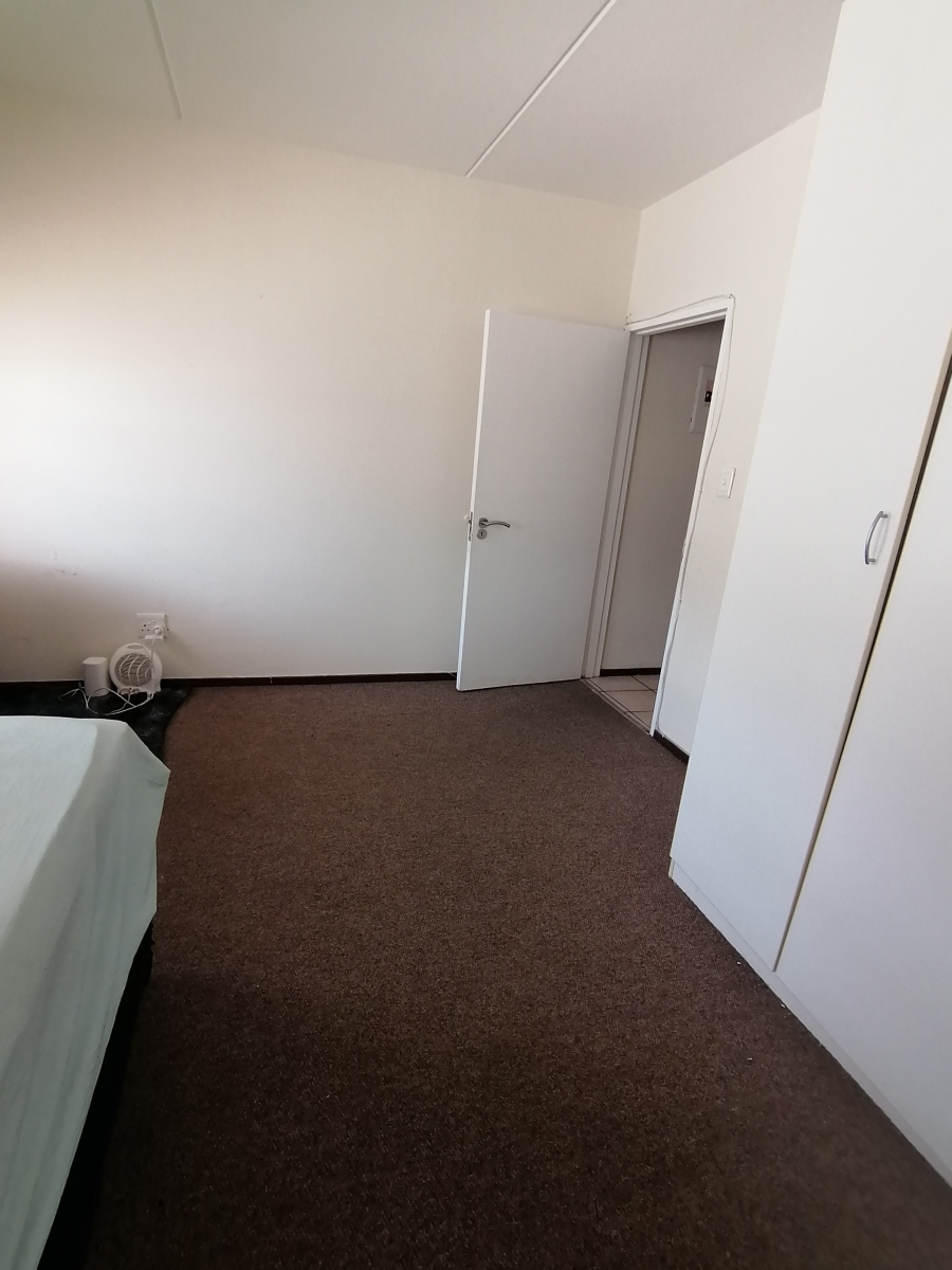 To Let 1 Bedroom Property for Rent in Ferndale Gauteng