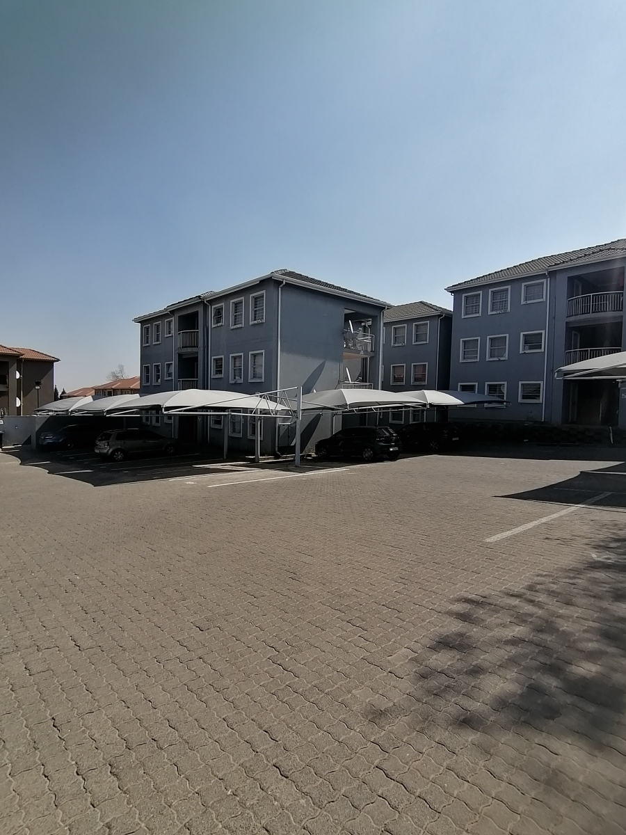 To Let 1 Bedroom Property for Rent in Ferndale Gauteng