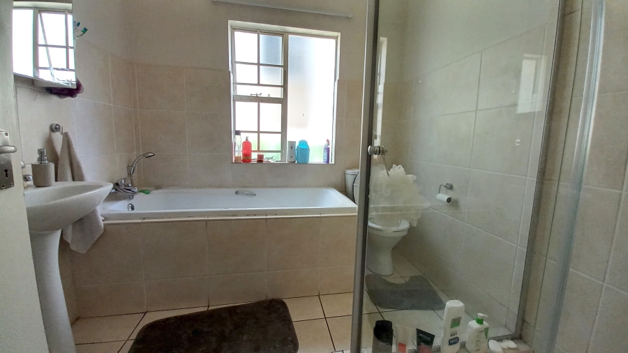 2 Bedroom Property for Sale in Ferndale Gauteng