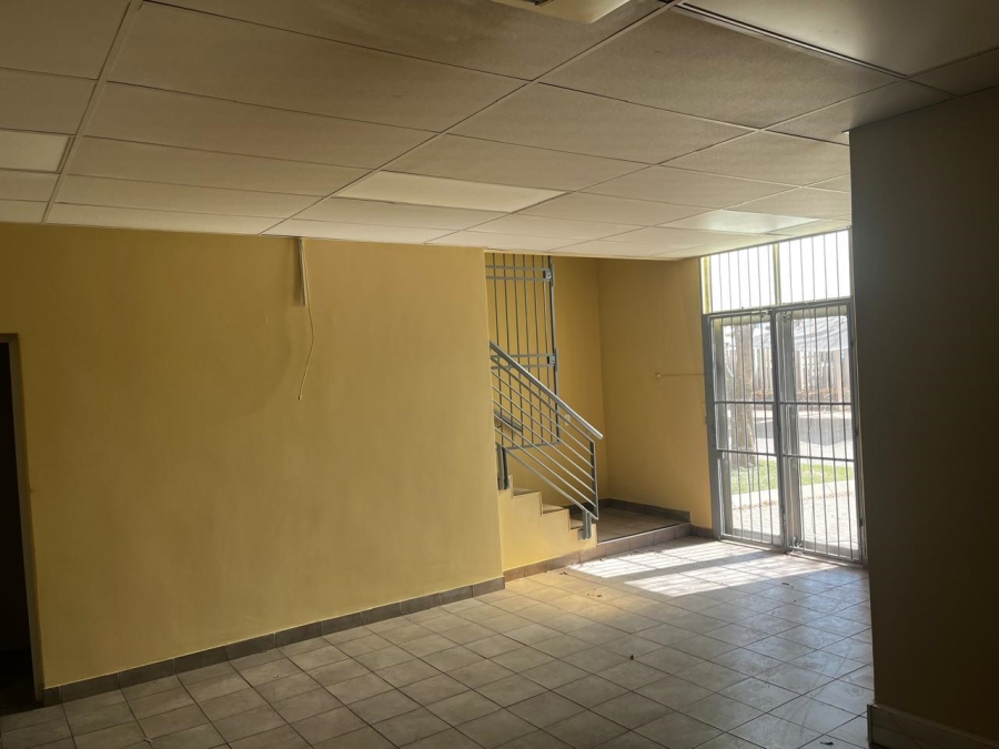 To Let commercial Property for Rent in Roodekop Gauteng