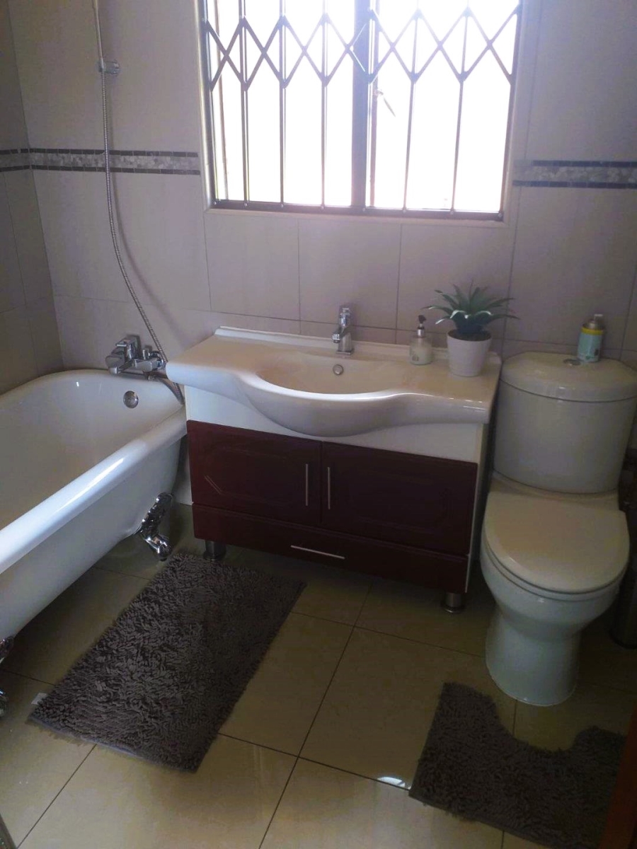 3 Bedroom Property for Sale in Falcon Ridge Gauteng