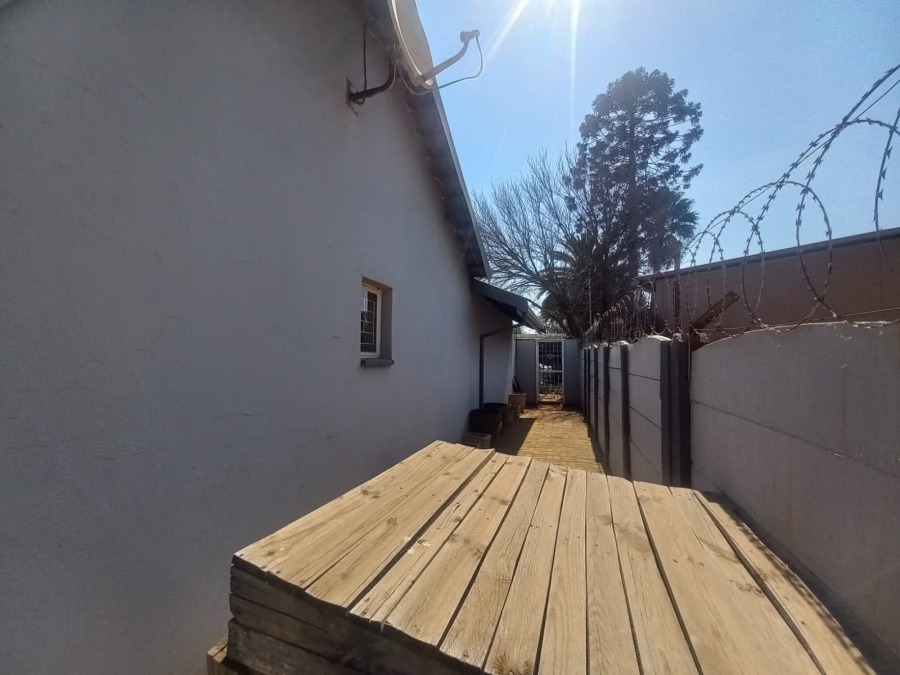 3 Bedroom Property for Sale in Dalpark Gauteng