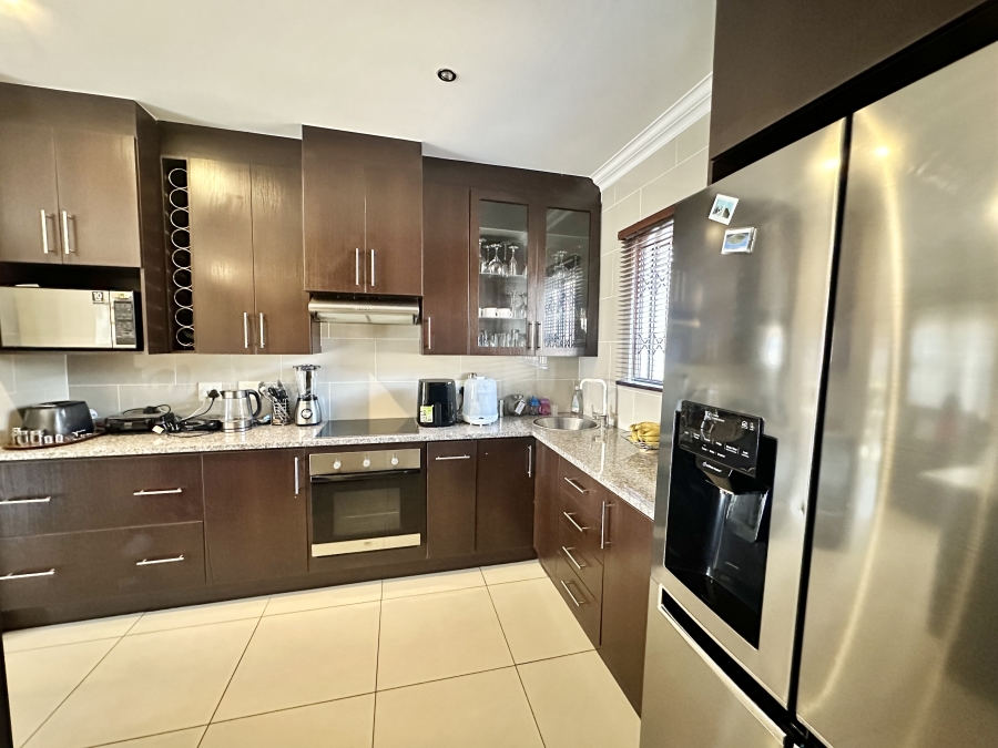 4 Bedroom Property for Sale in Thatchfield Estate Gauteng