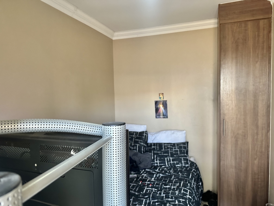 4 Bedroom Property for Sale in Thatchfield Estate Gauteng