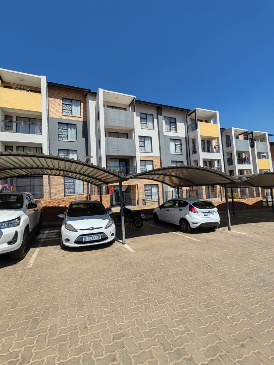 2 Bedroom Property for Sale in Amberfield Gauteng