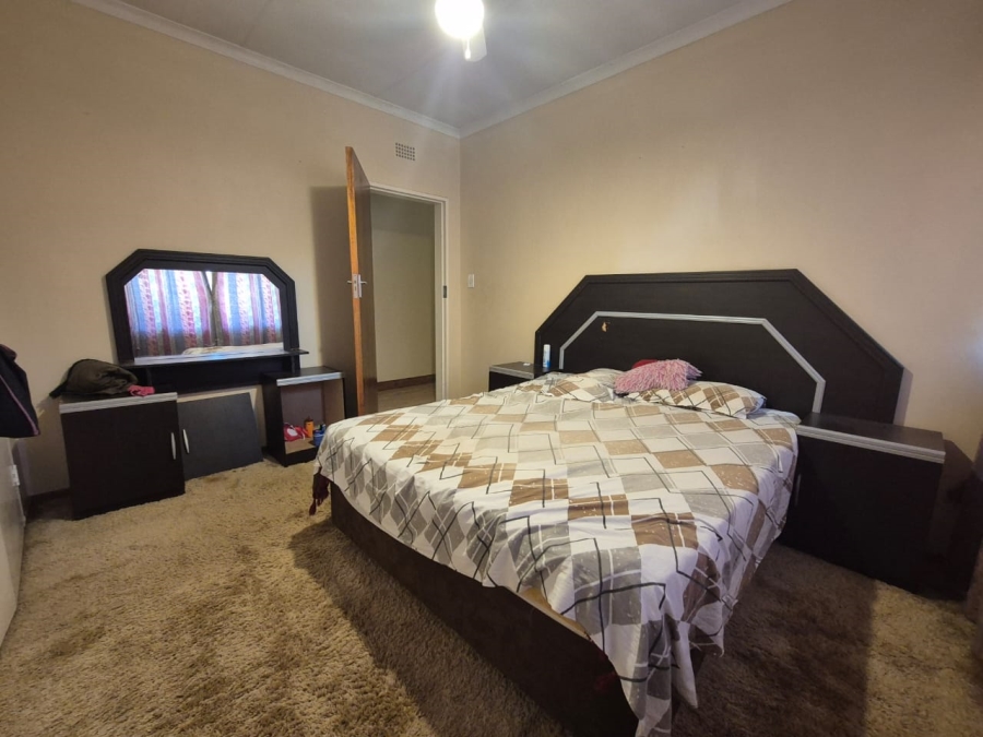 3 Bedroom Property for Sale in Van Der Merwes Kroon Gauteng