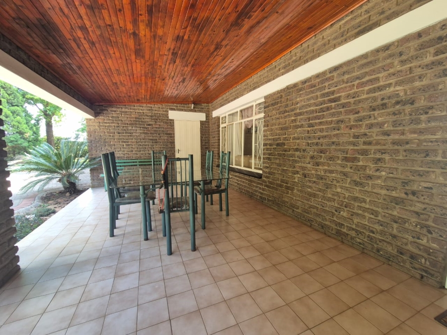 3 Bedroom Property for Sale in Van Der Merwes Kroon Gauteng