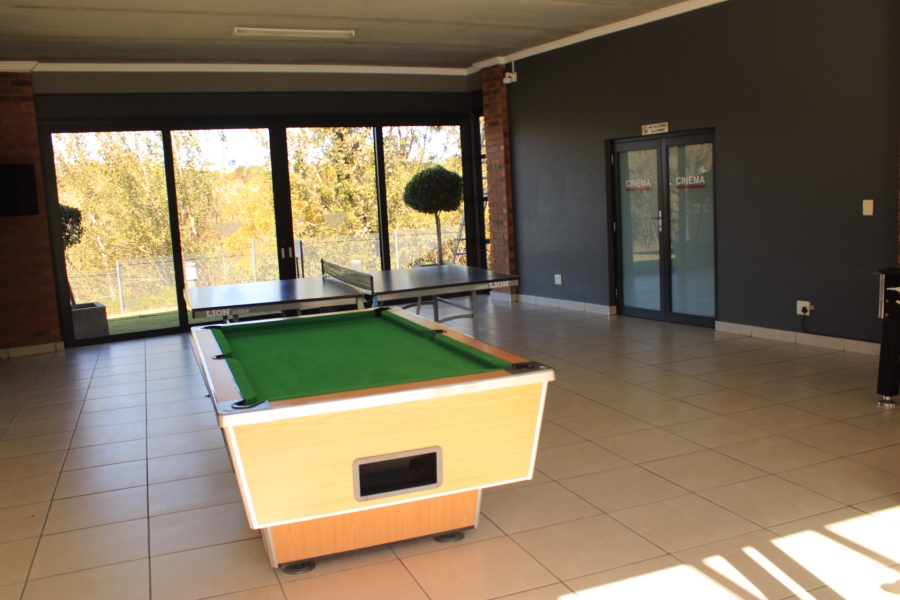 To Let 1 Bedroom Property for Rent in Olivedale Gauteng