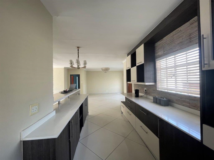 4 Bedroom Property for Sale in Union Gauteng