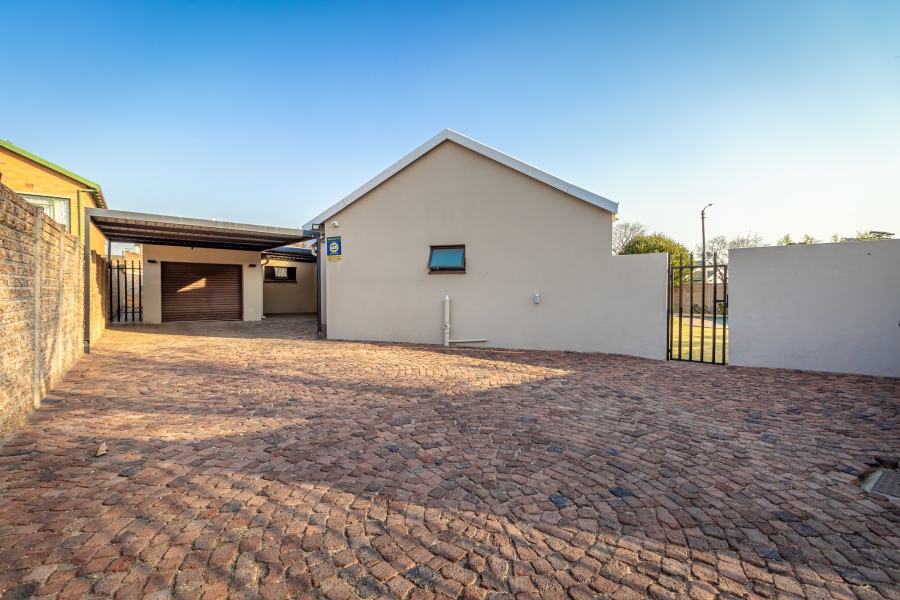 3 Bedroom Property for Sale in Elma Park Gauteng