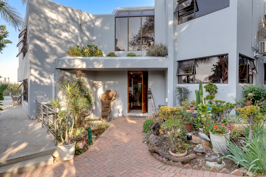 5 Bedroom Property for Sale in Bryanston Gauteng