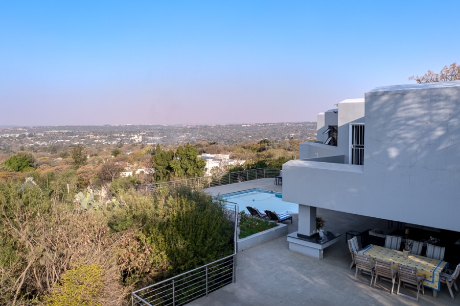 5 Bedroom Property for Sale in Bryanston Gauteng